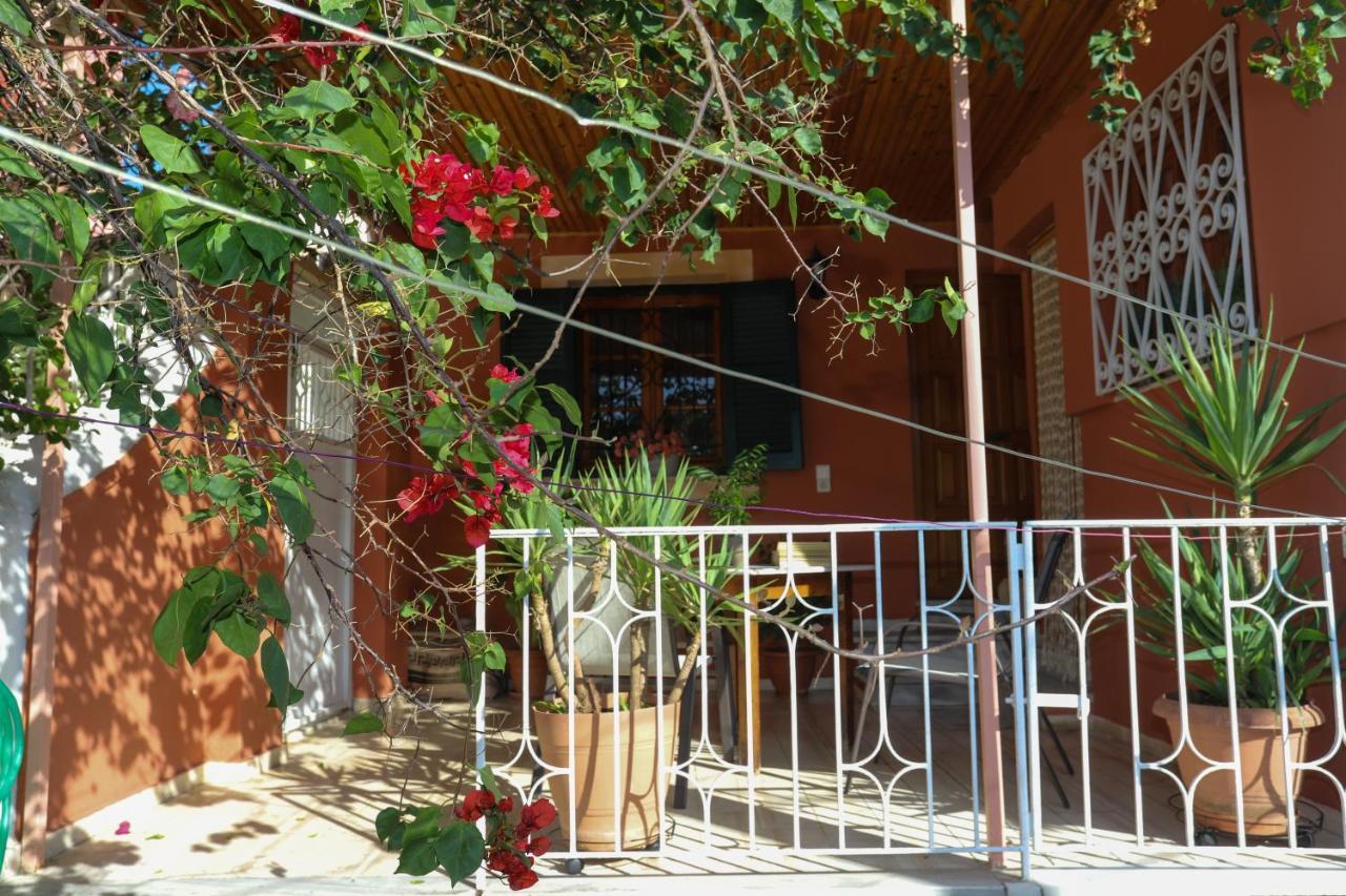 Apartamento Family House At Corfu Town Exterior foto