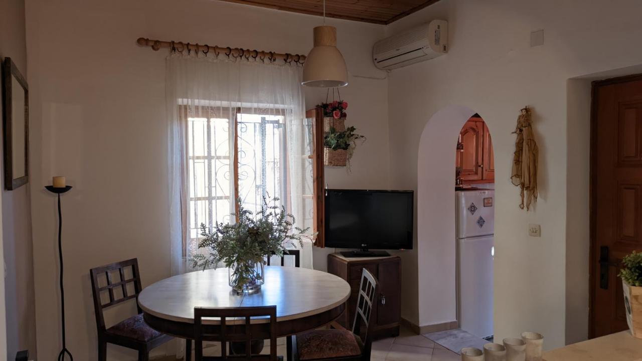 Apartamento Family House At Corfu Town Exterior foto